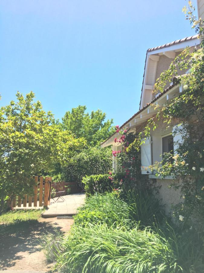 Maison D'Hotes L'Escale Du Loup Blanc Maringes Zewnętrze zdjęcie